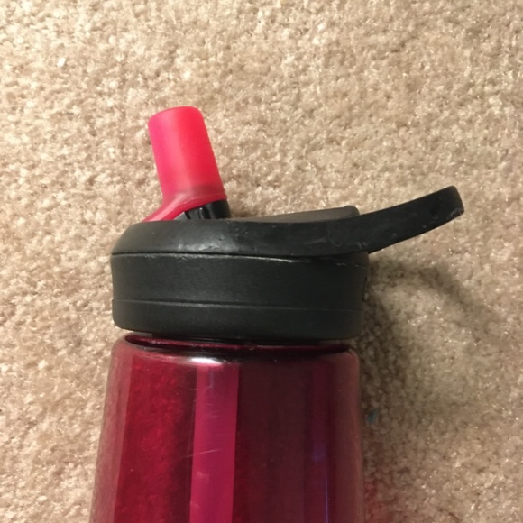 Camelbak 750 mL Water Bottle - Picture 2 of 3